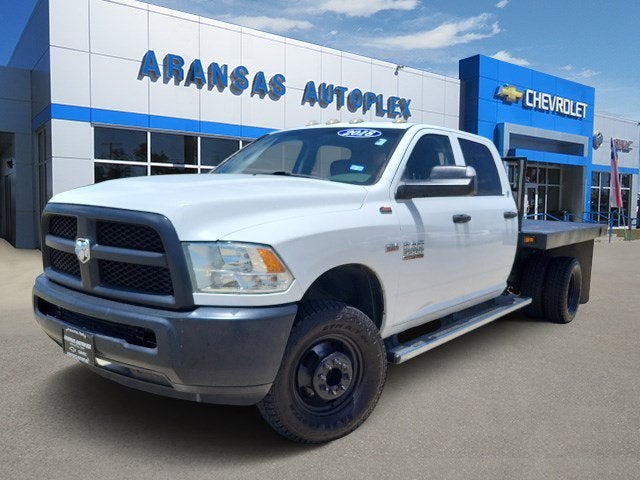 2018 RAM 3500 Chassis Cab Tradesman in White — front three-quarter view