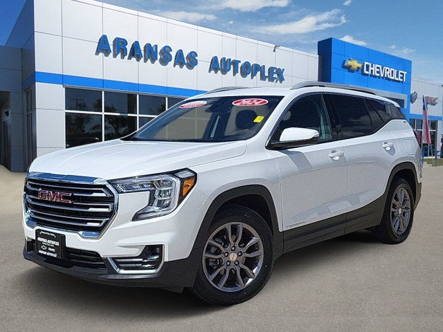 2024 GMC Terrain SLT in Summit White — front three-quarter view