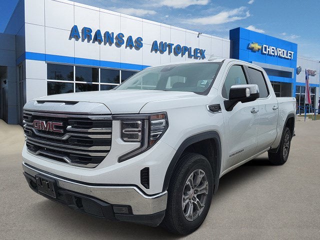 2025 GMC Sierra 1500 SLT in Summit White — front three-quarter view